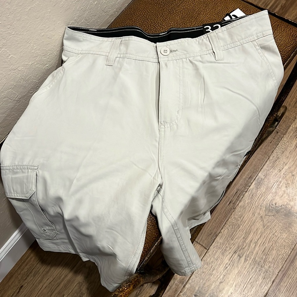 Brand New Burnside Classic Black Luxurious Cargo Shorts with nice zipper pocket!